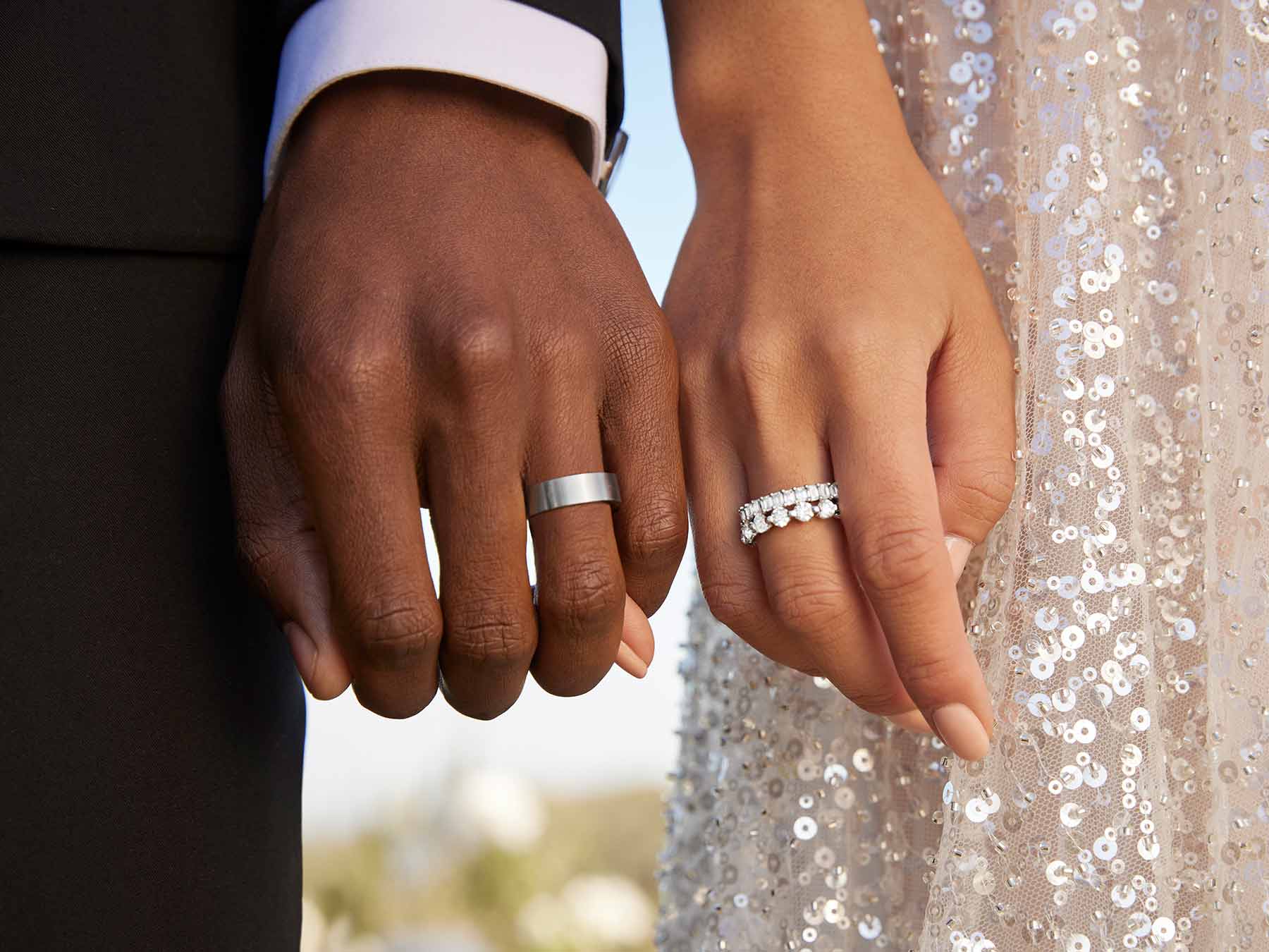 Which Hand Does the Engagement Ring Go On? | With Clarity